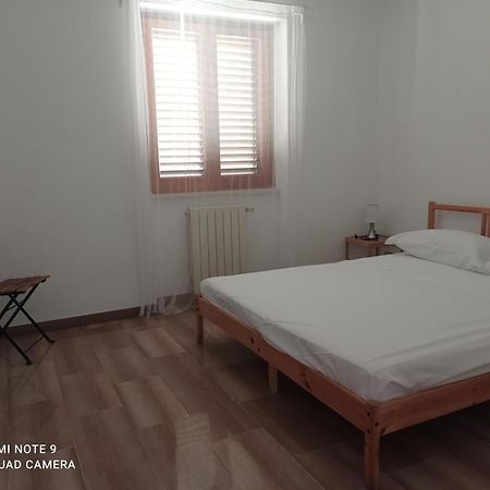 Villa Lucia Affitta Camere Formia Phòng bức ảnh